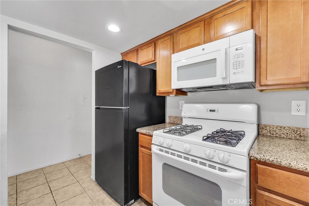 1136 W Blaine Street 203