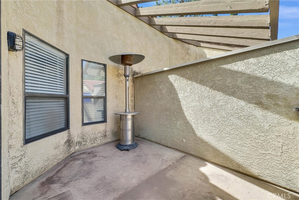 1136 W Blaine Street 203