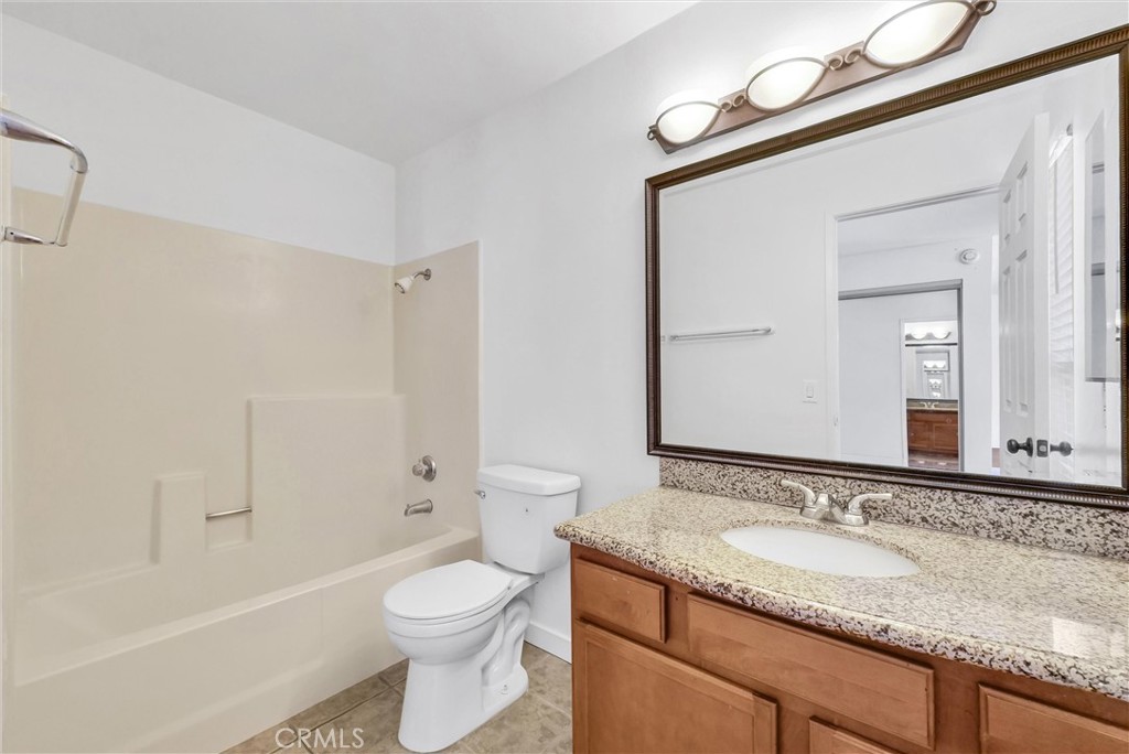 1136 W Blaine Street 203