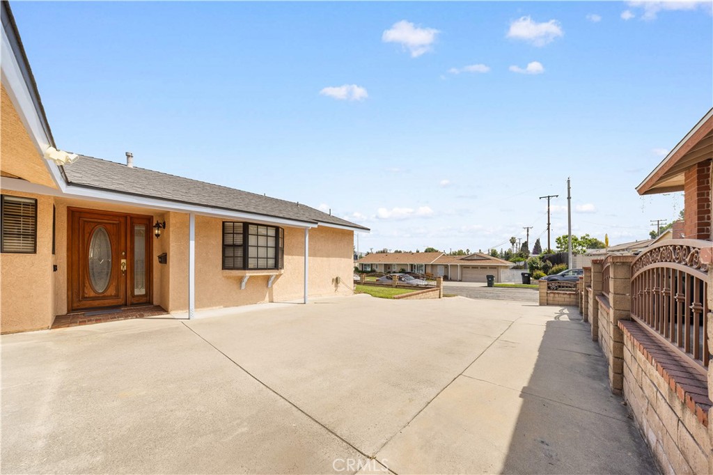 2139 Vivero Drive