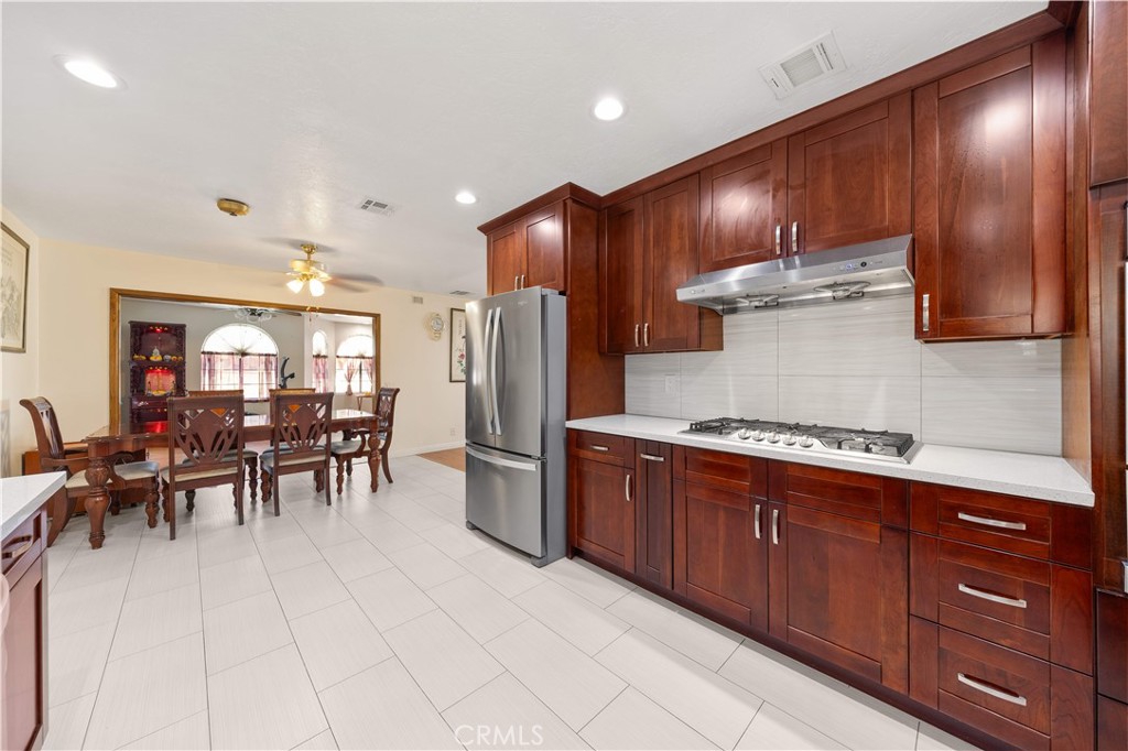 2139 Vivero Drive