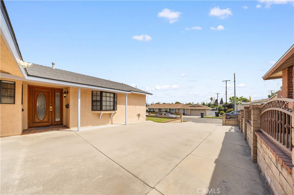 2139 Vivero Drive