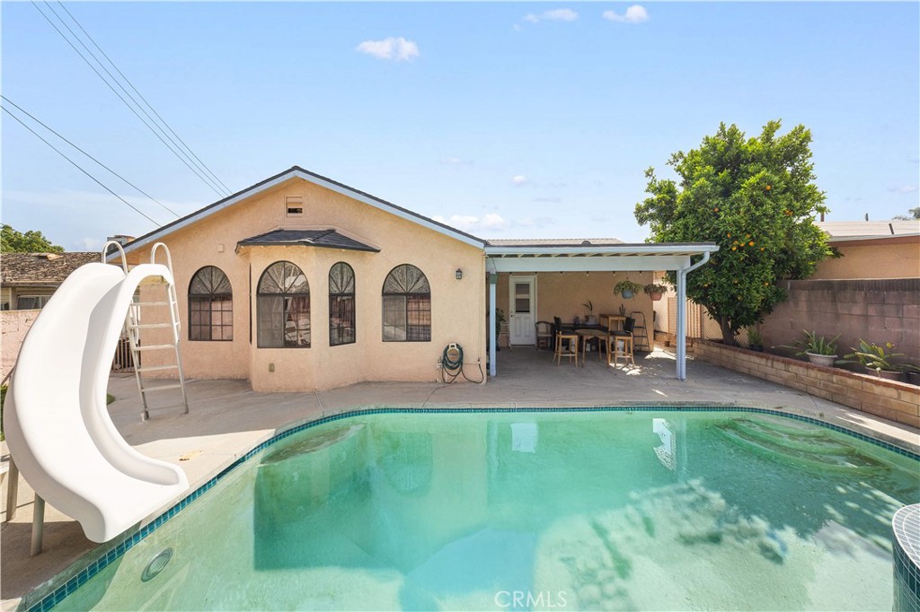 2139 Vivero Drive