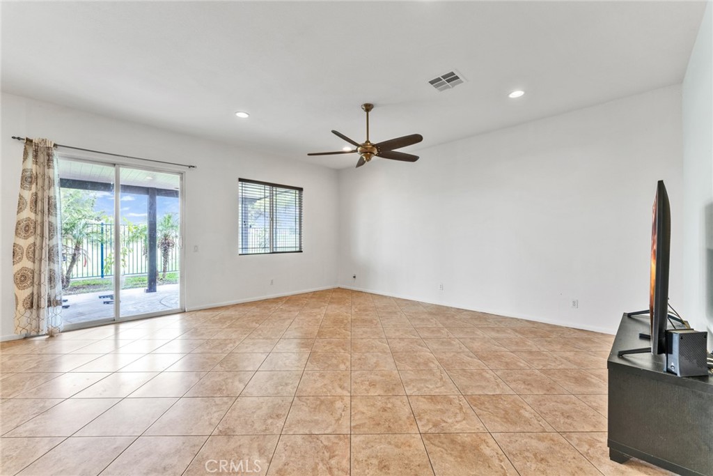 34326 Forest Oaks