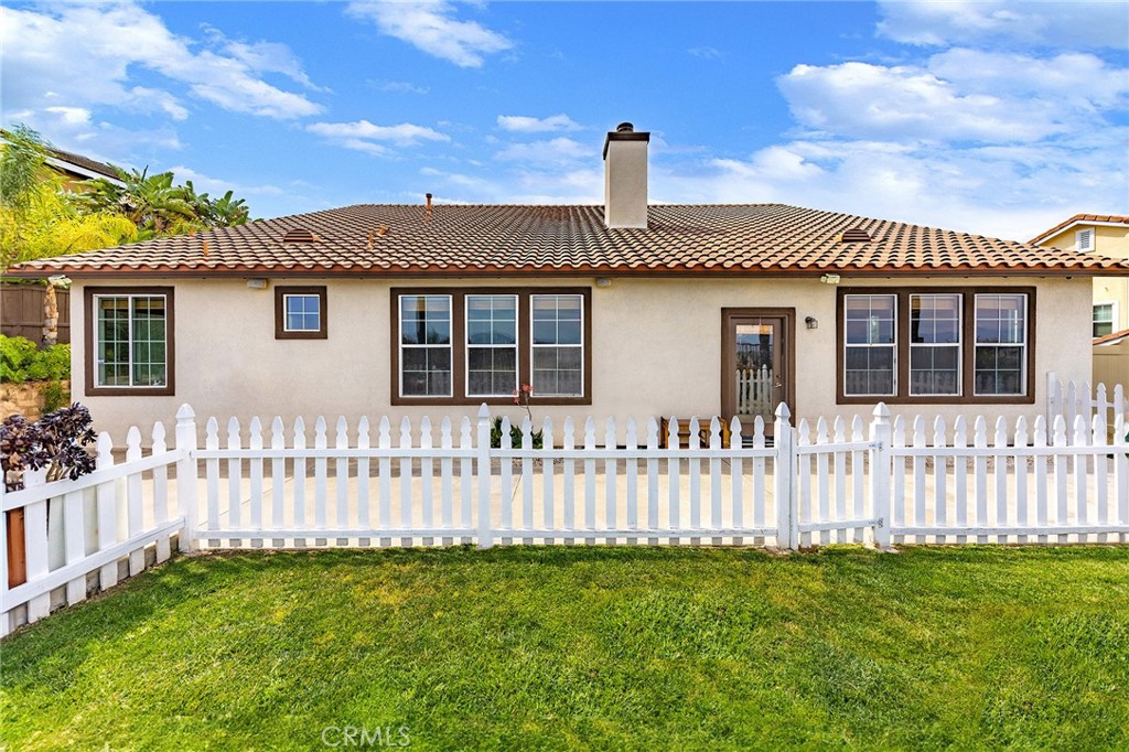 3165 Forest View