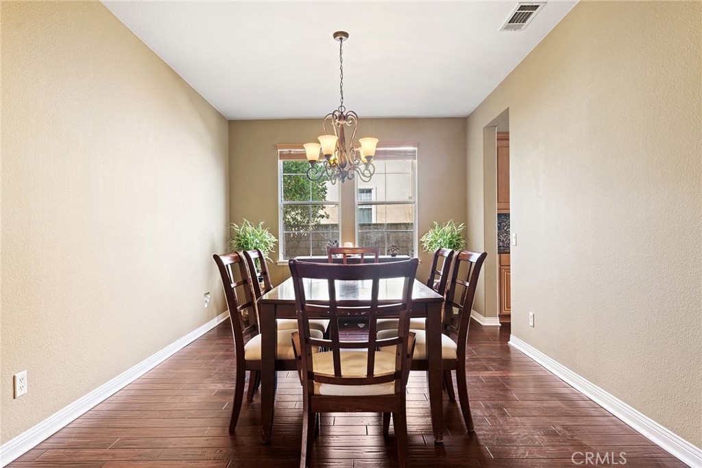 3165 Forest View