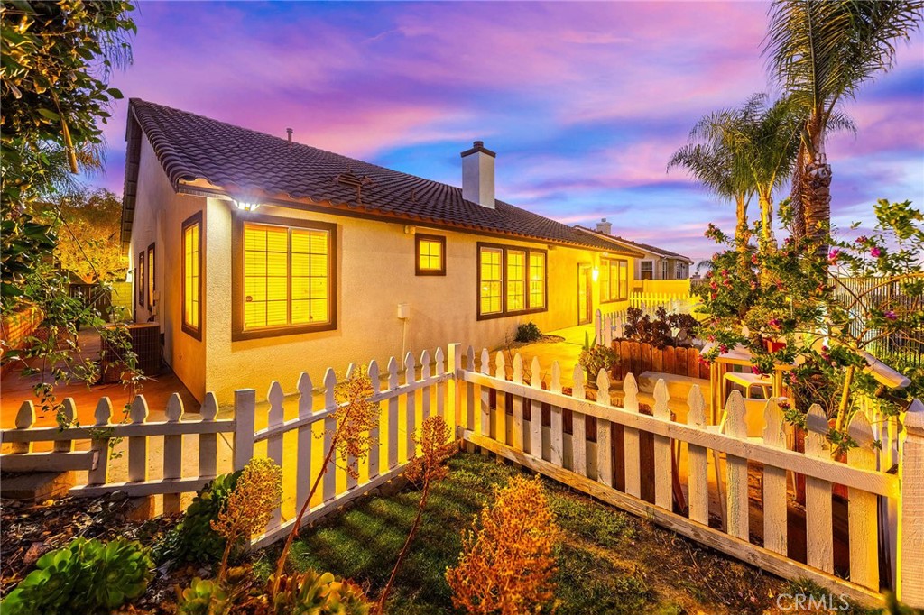 3165 Forest View