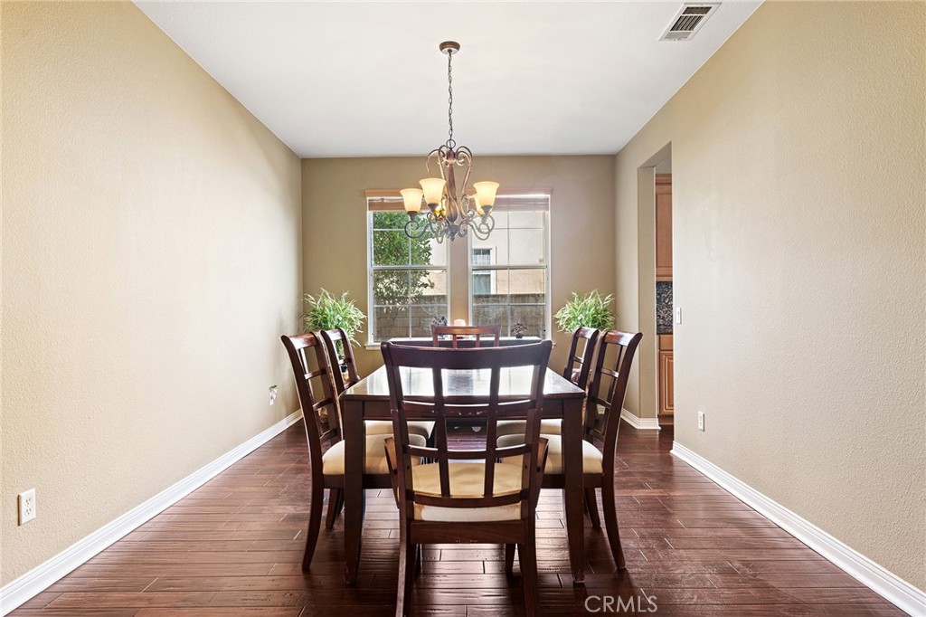 3165 Forest View