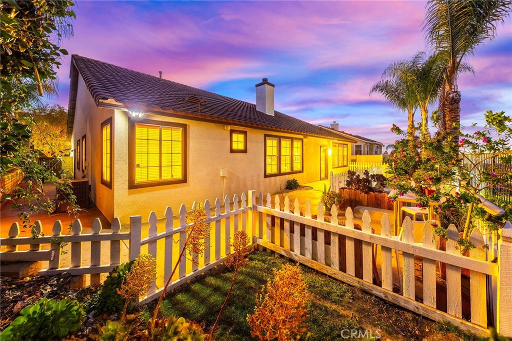 3165 Forest View