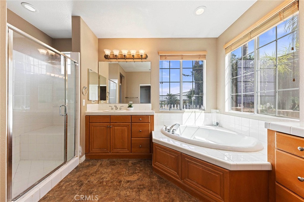 3165 Forest View