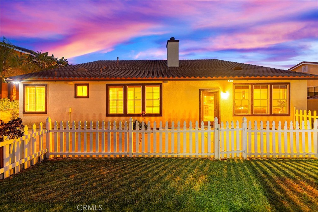 3165 Forest View
