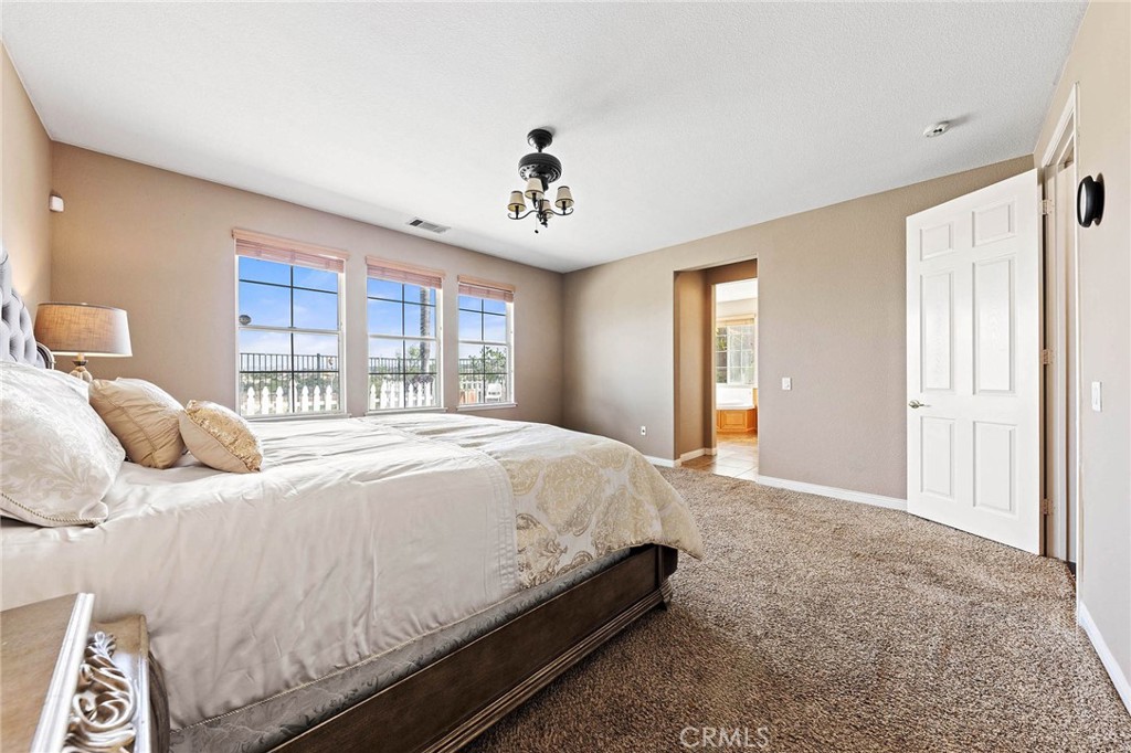 3165 Forest View