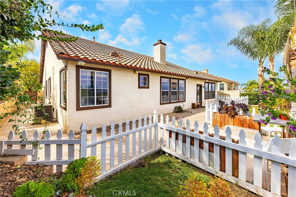 3165 Forest View