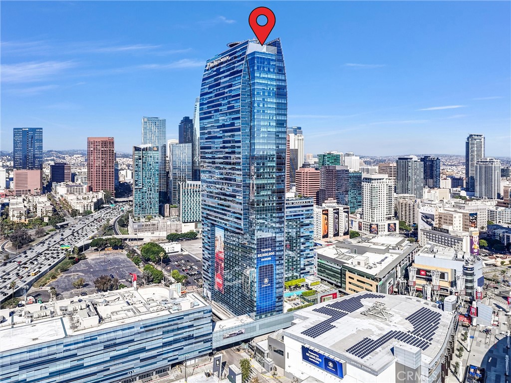 900 W Olympic Boulevard 50A