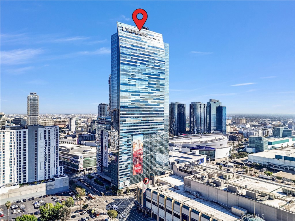 900 W Olympic Boulevard 50A