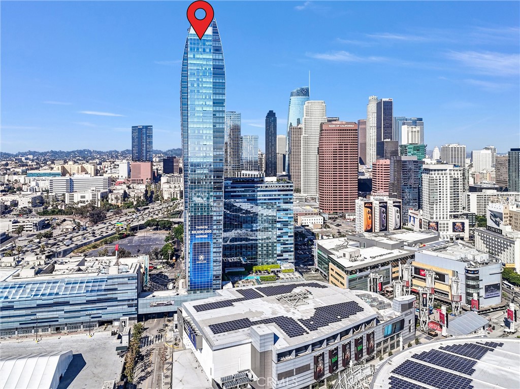 900 W Olympic Boulevard 50A