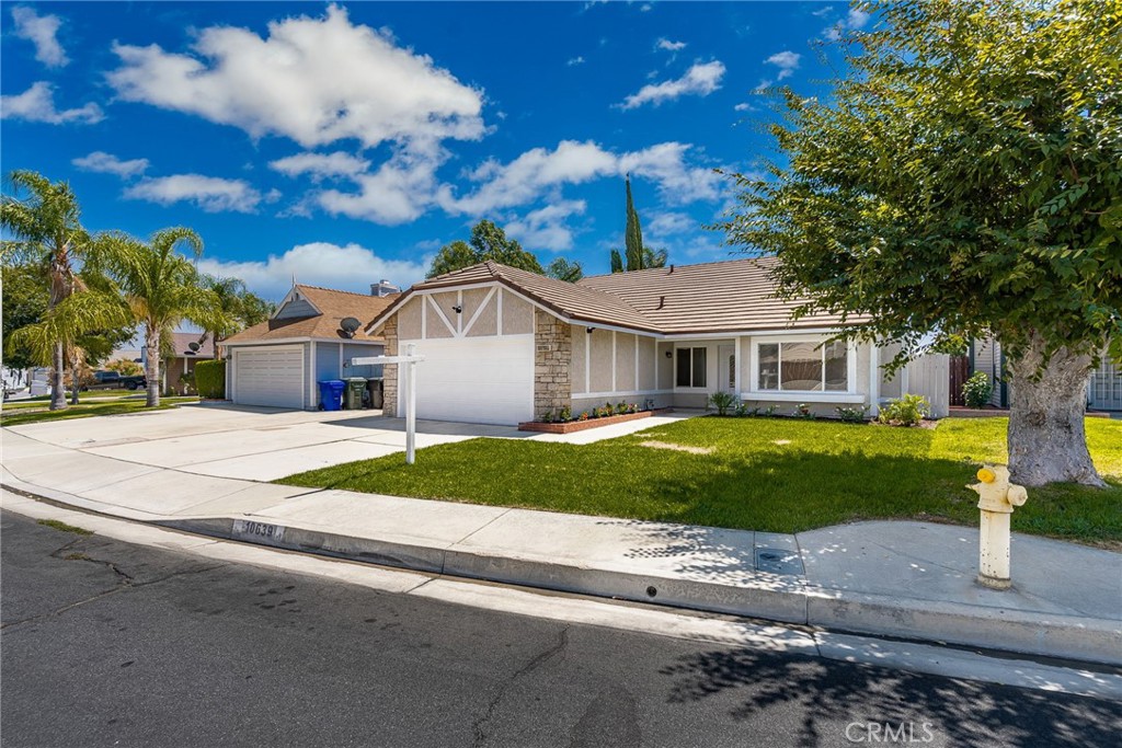10639 Wildrose