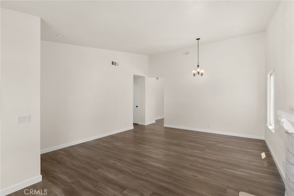 10639 Wildrose