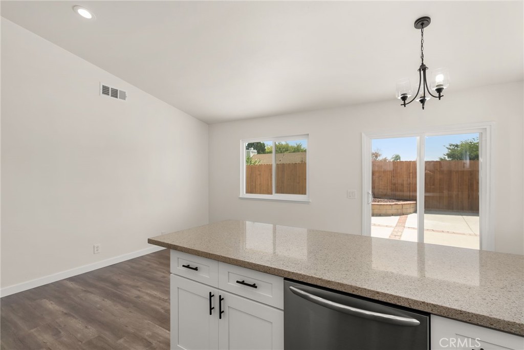 10639 Wildrose