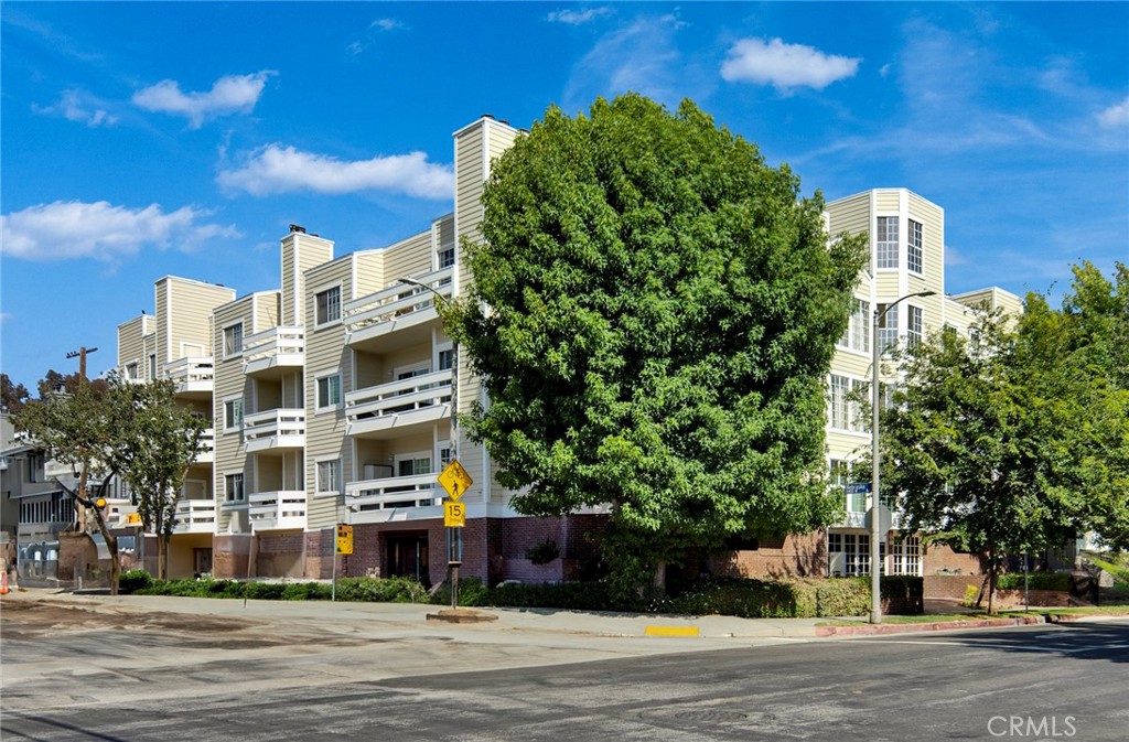 1800 Butler Avenue 104