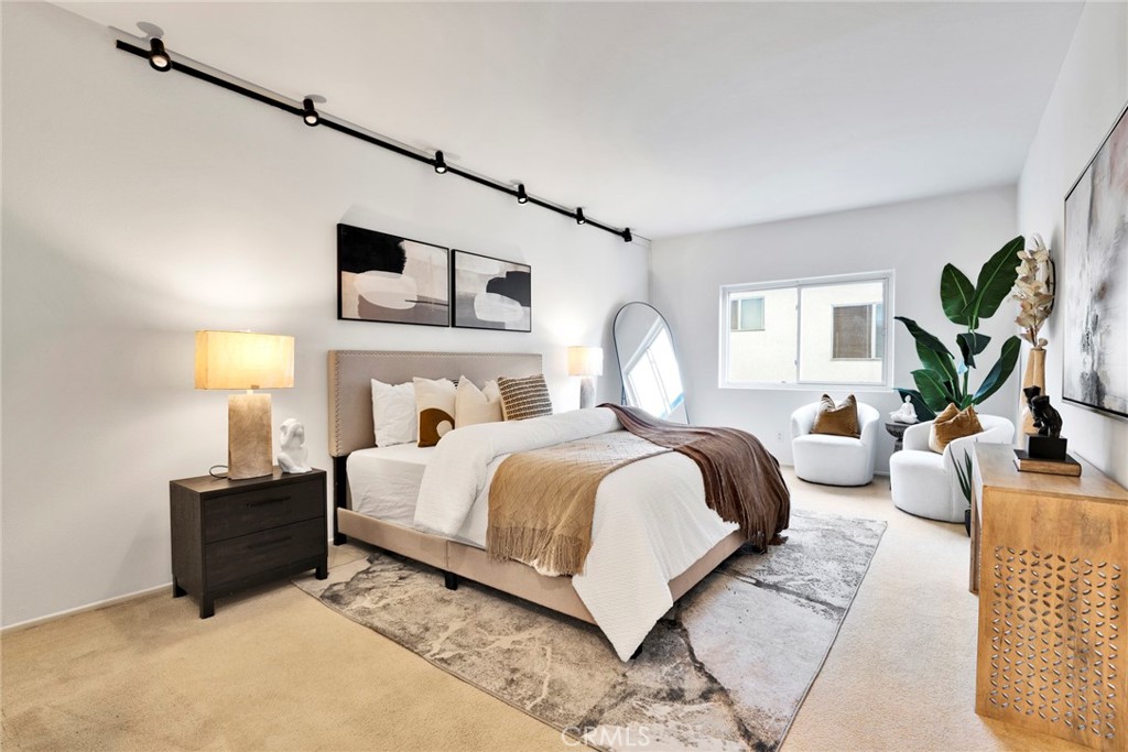 1800 Butler Avenue 104