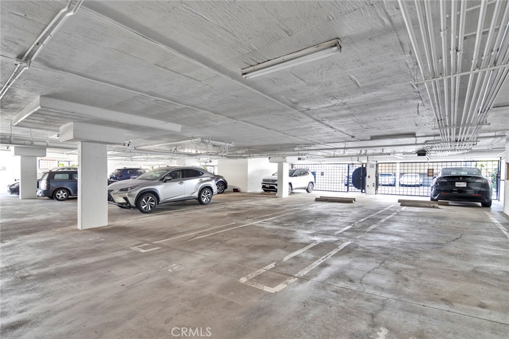 1800 Butler Avenue 104