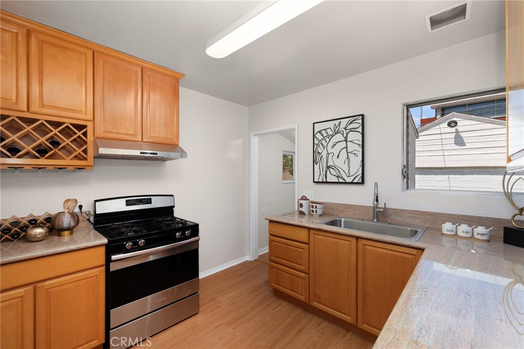 621 Kenmore