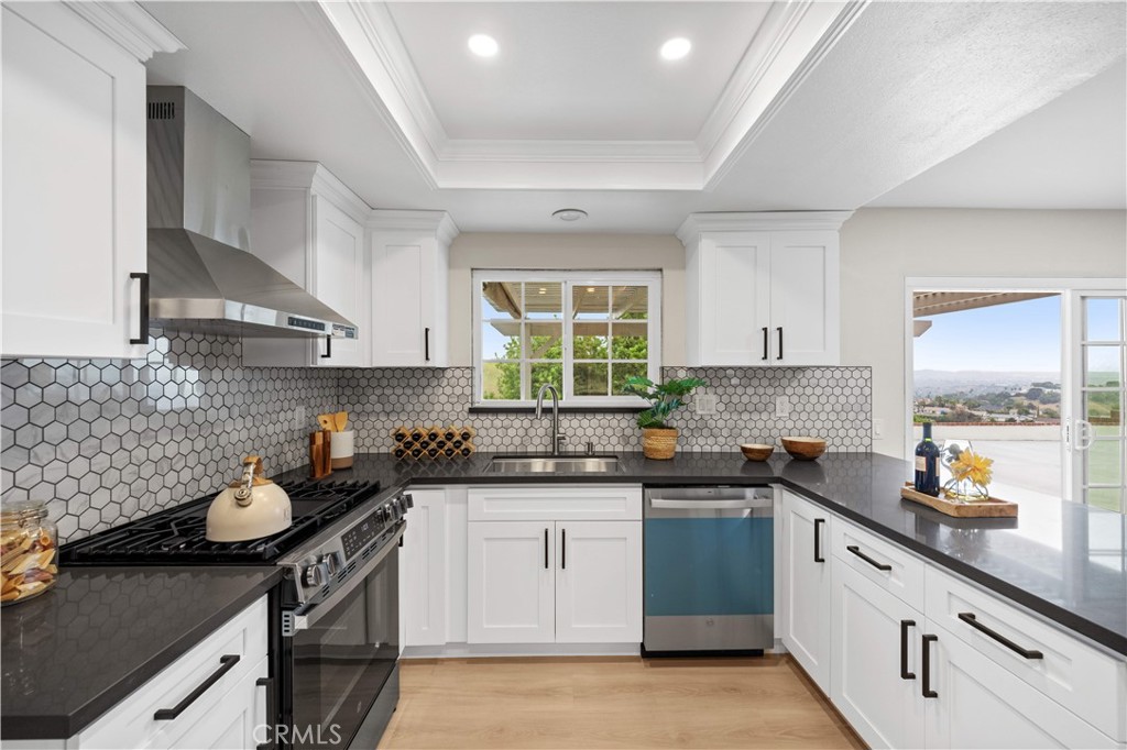 20105 Shadow Mountain