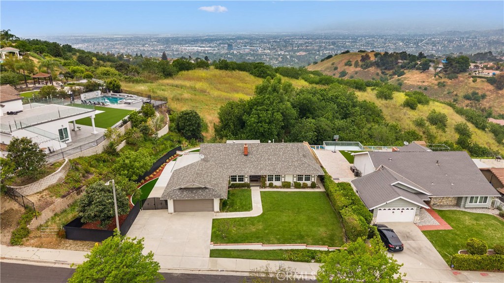 20105 Shadow Mountain