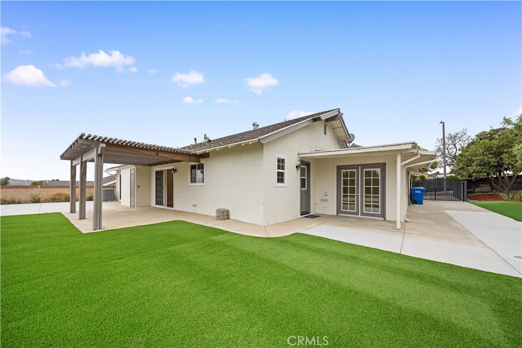 20105 Shadow Mountain