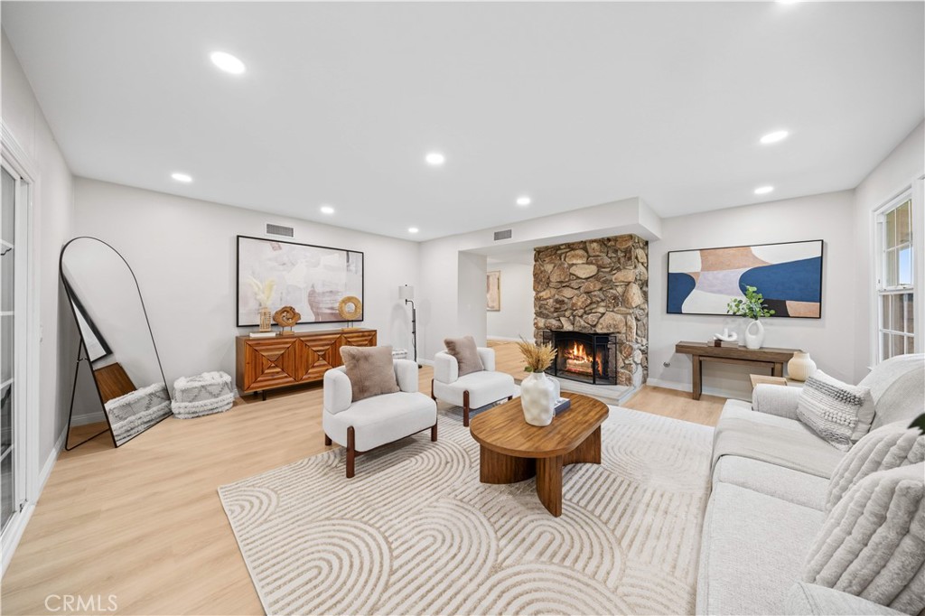 20105 Shadow Mountain