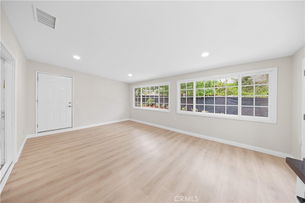 20105 Shadow Mountain