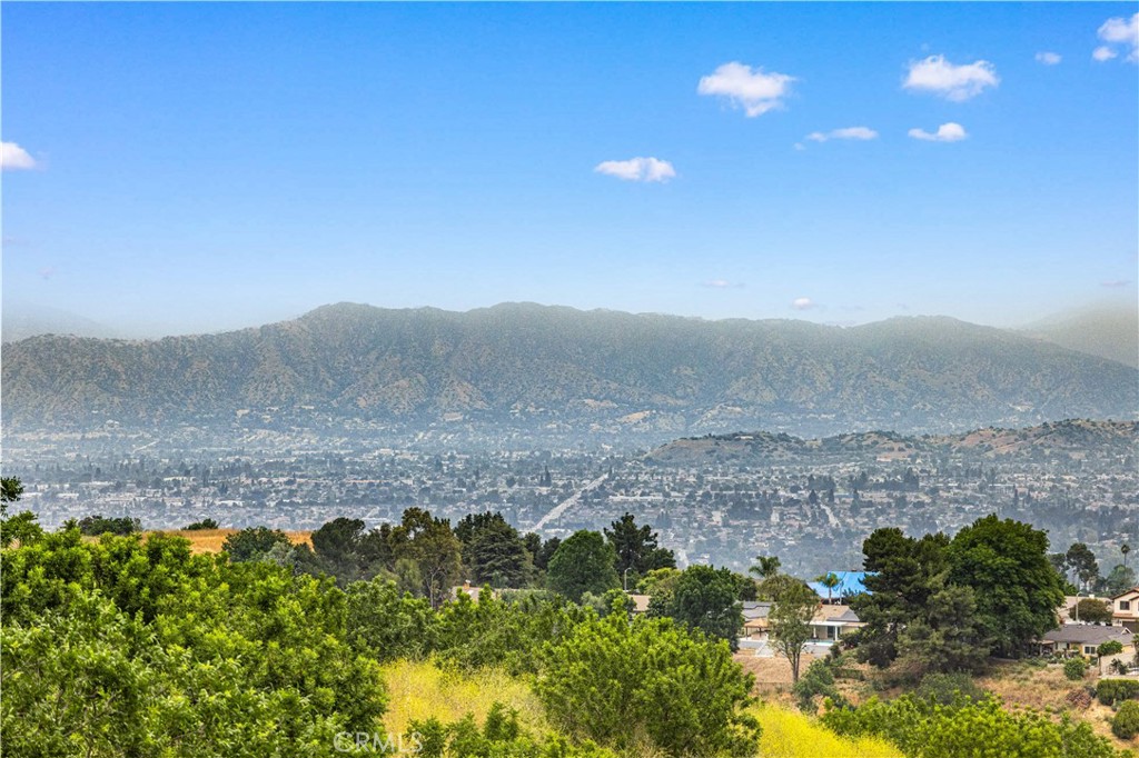 20105 Shadow Mountain