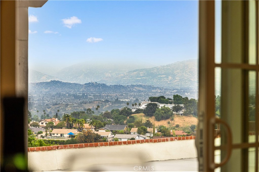 20105 Shadow Mountain