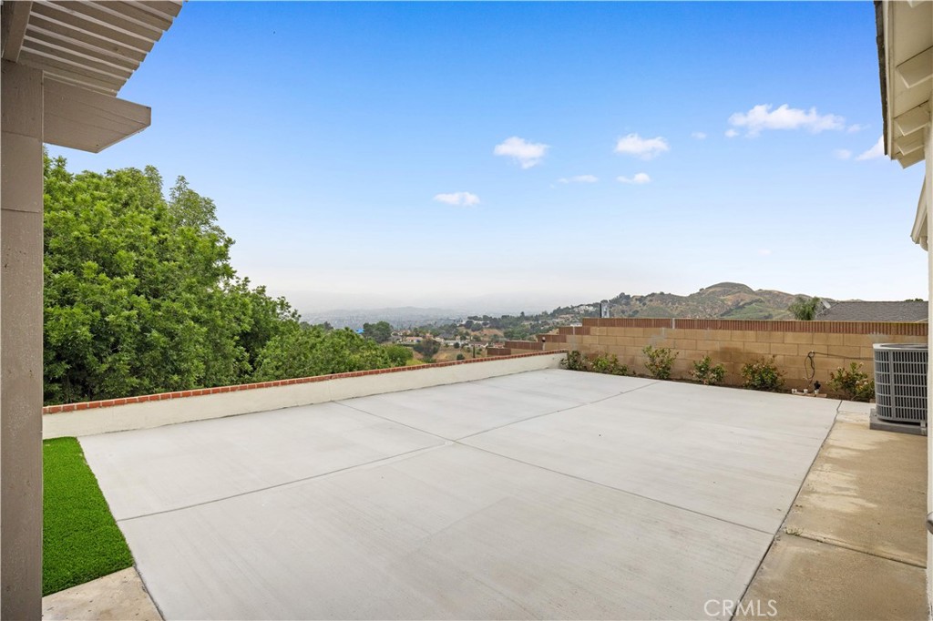 20105 Shadow Mountain