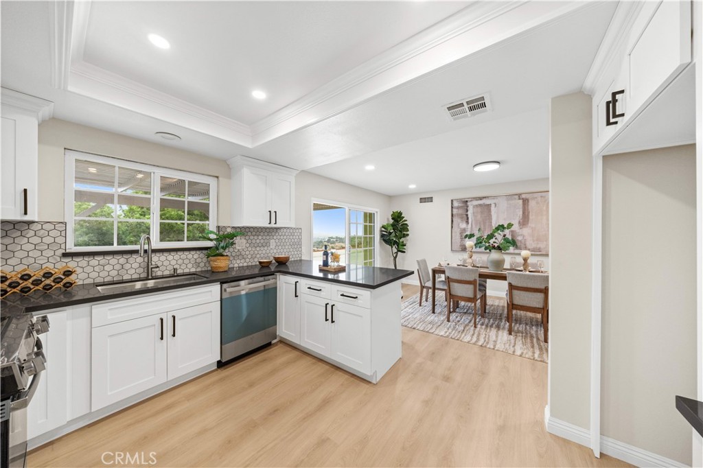 20105 Shadow Mountain