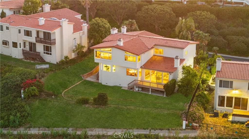 10 Avenue De Azalea