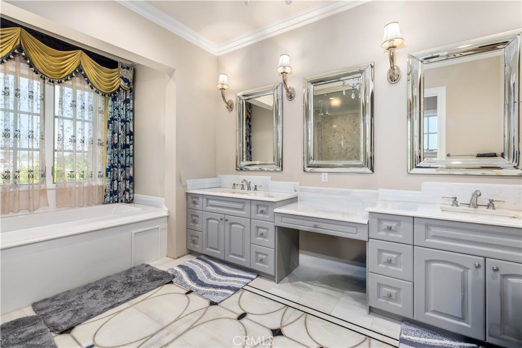 481 W Live Oak Avenue