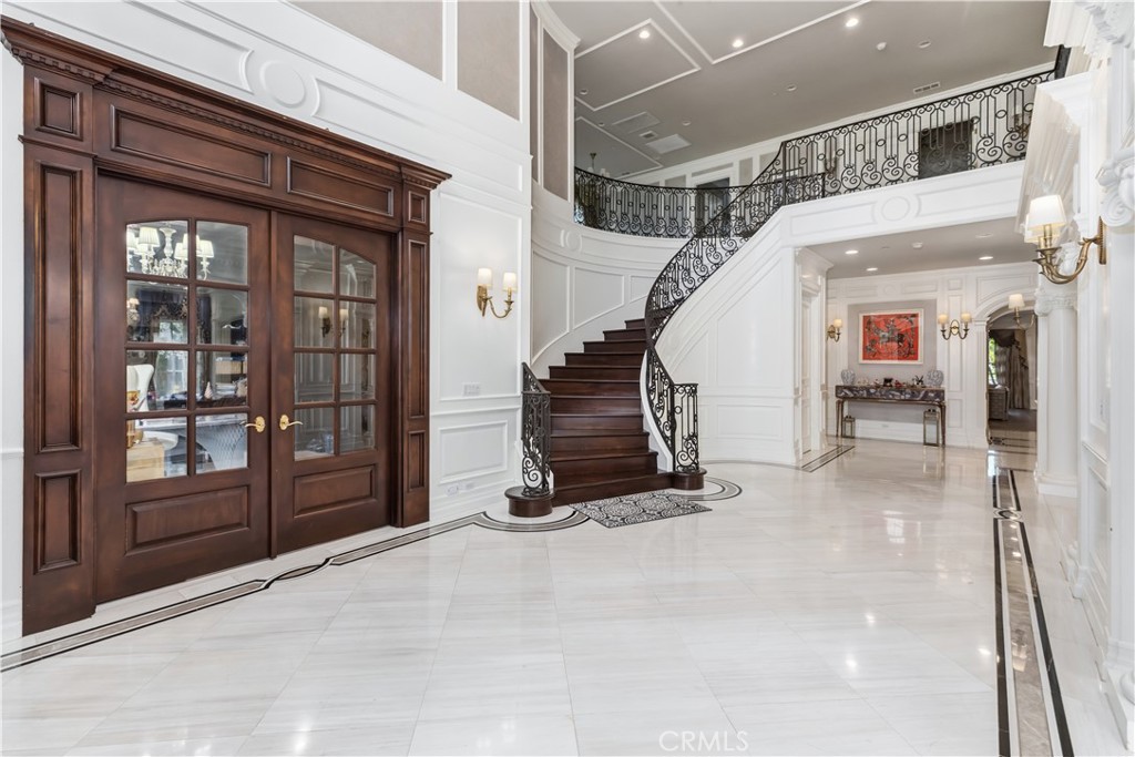 481 W Live Oak Avenue