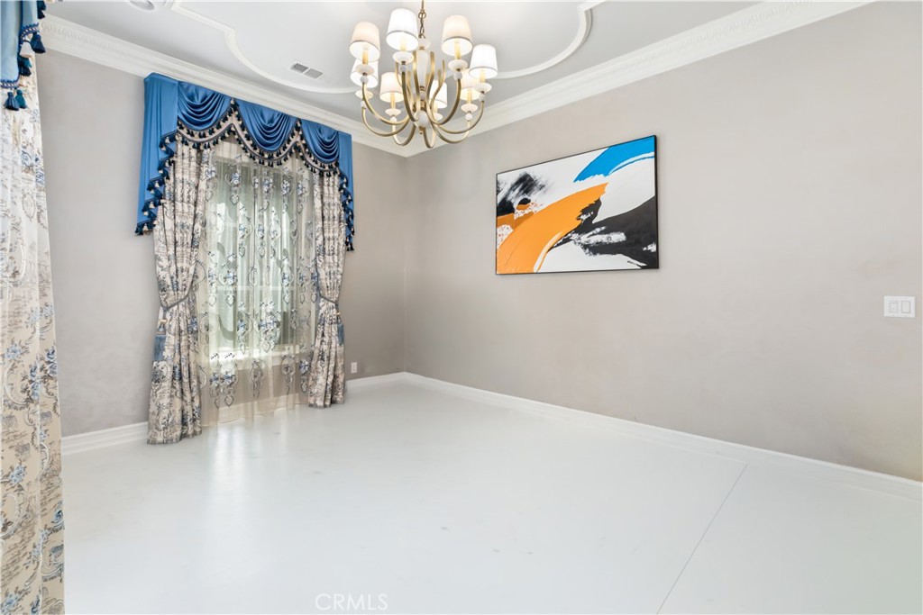 481 W Live Oak Avenue