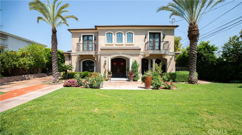 481 W Live Oak Avenue