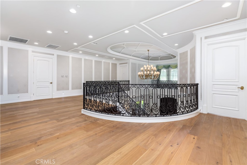 481 W Live Oak Avenue