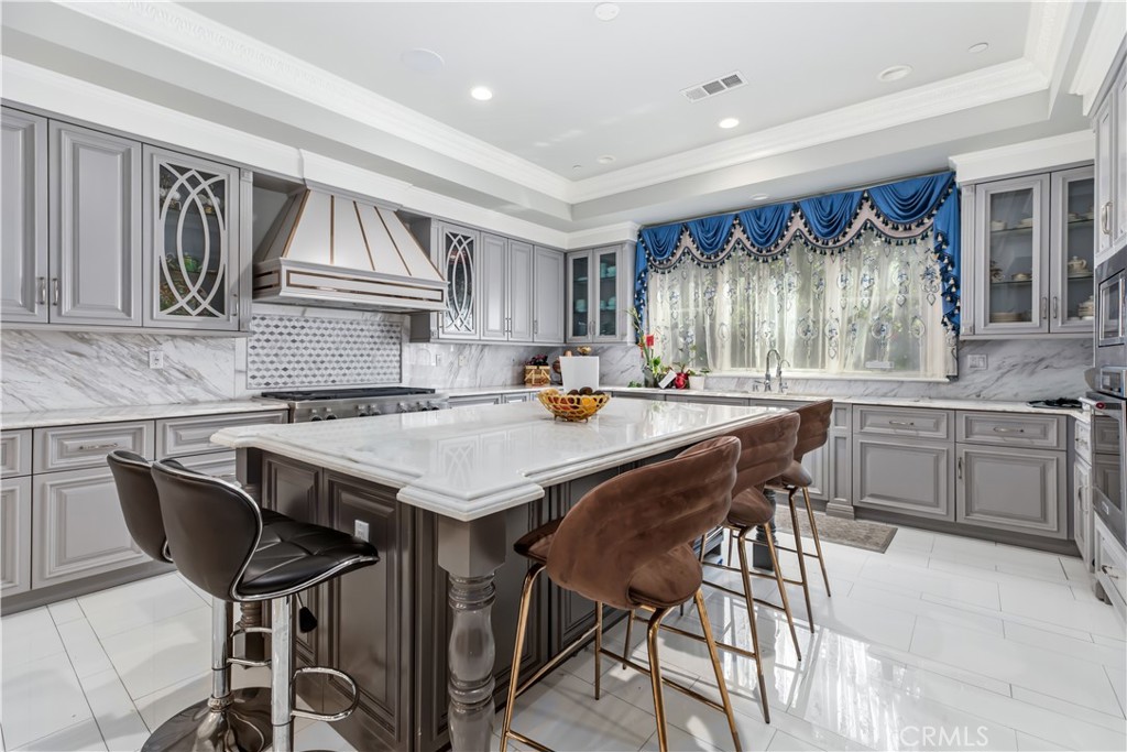 481 W Live Oak Avenue