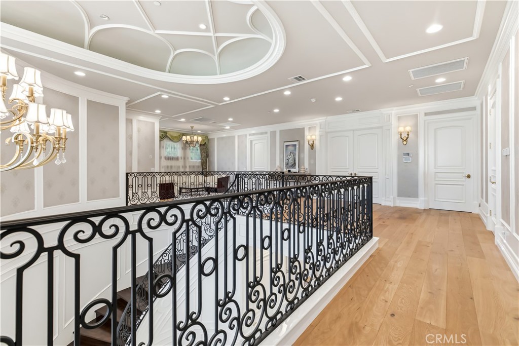 481 W Live Oak Avenue