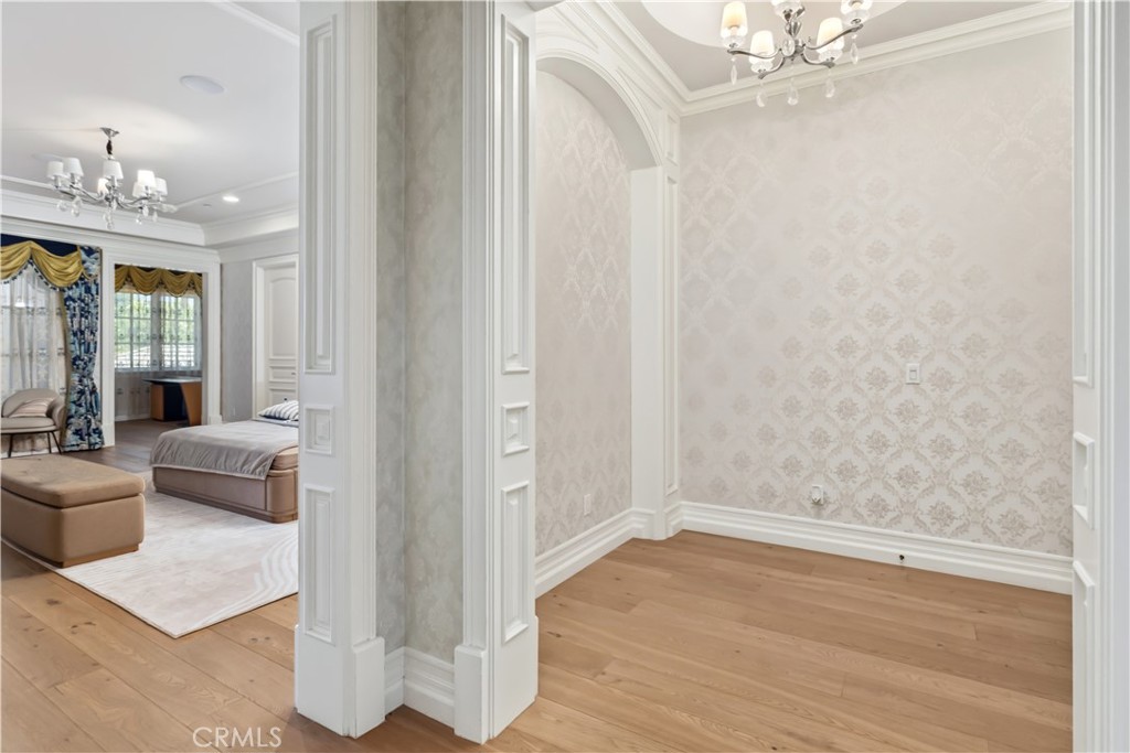 481 W Live Oak Avenue