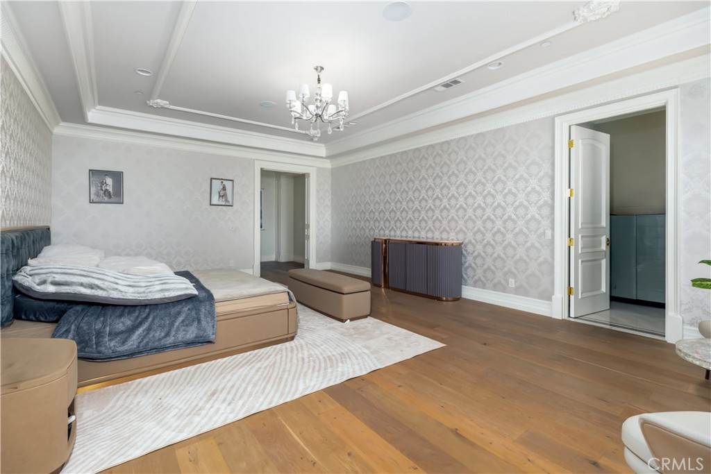 481 W Live Oak Avenue