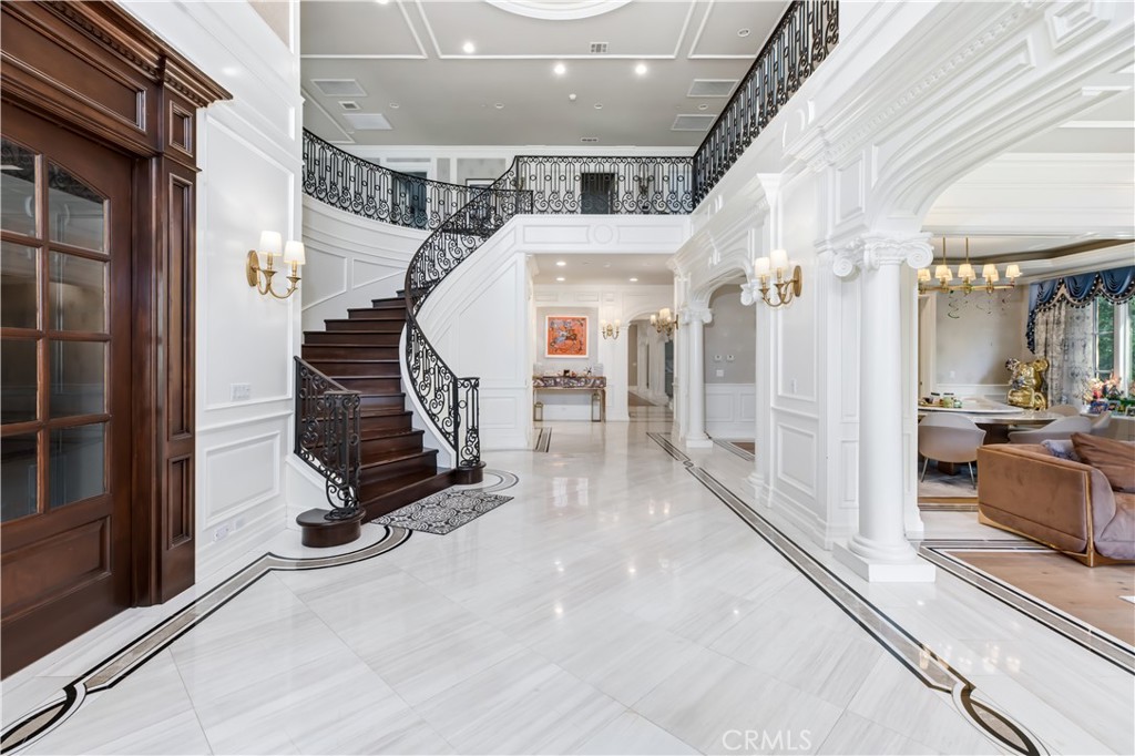 481 W Live Oak Avenue