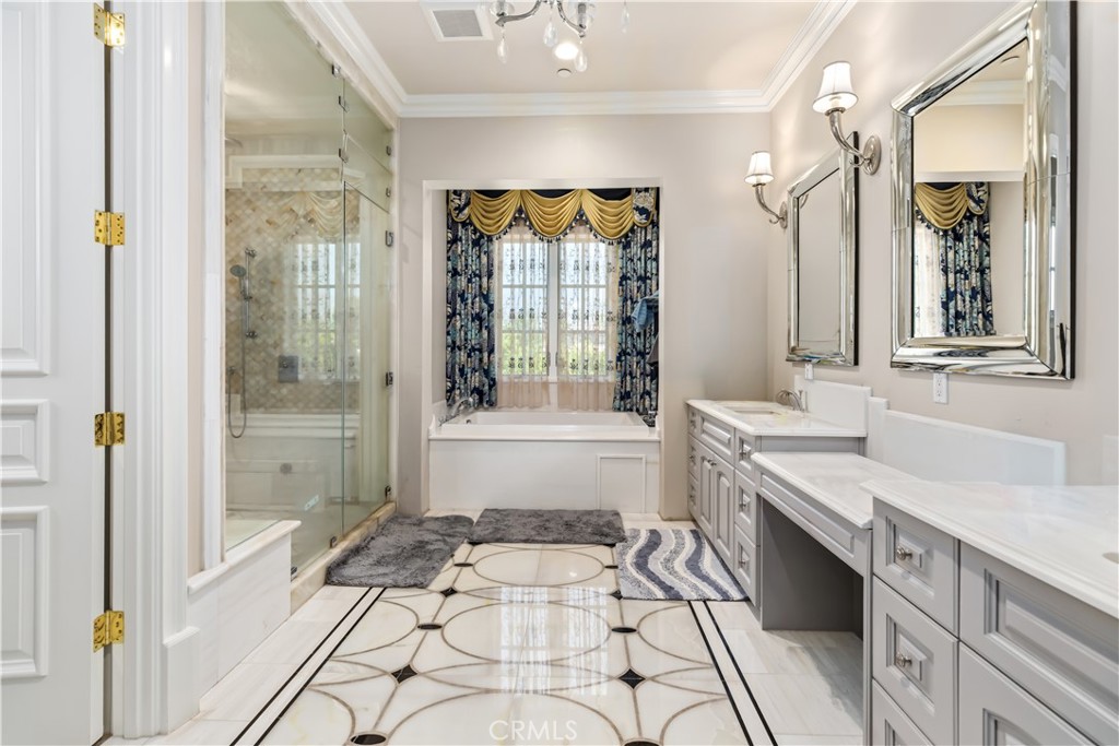 481 W Live Oak Avenue