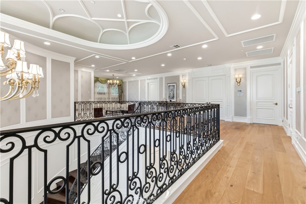 481 W Live Oak Avenue