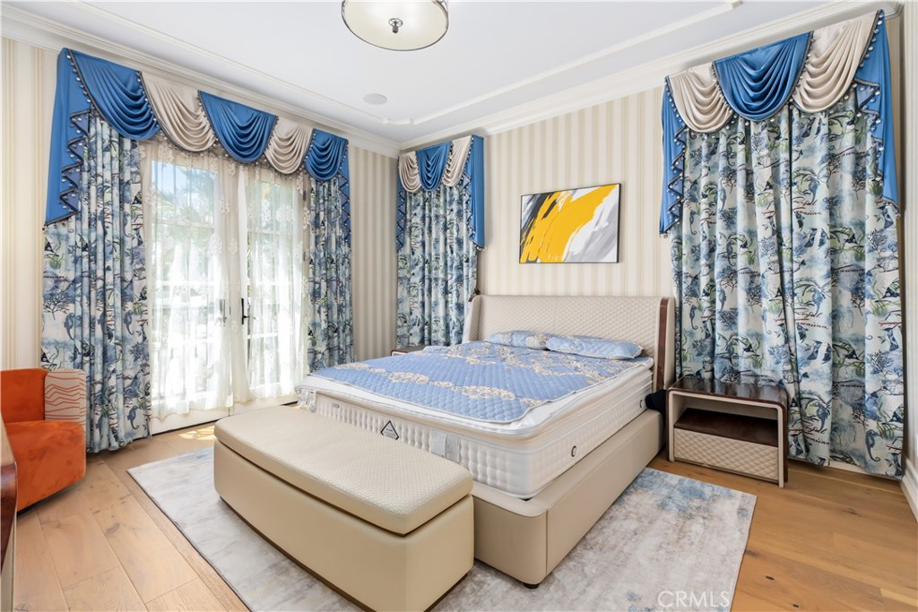 481 W Live Oak Avenue